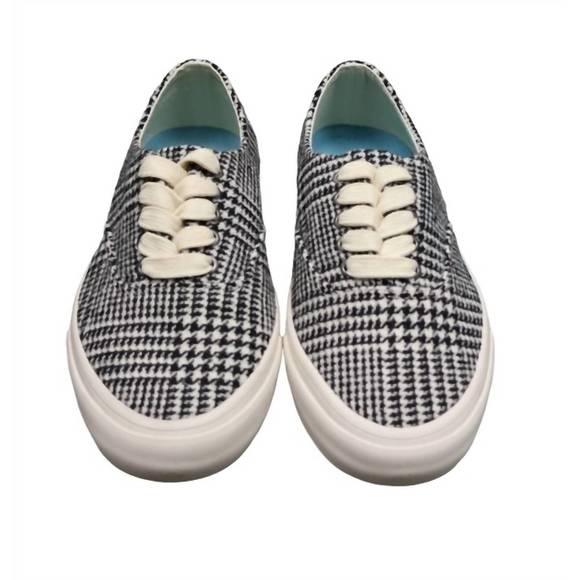 NEW SEAVEES women's legend sneaker highlands in black/white woven houndstooth - Picture 2 of 5